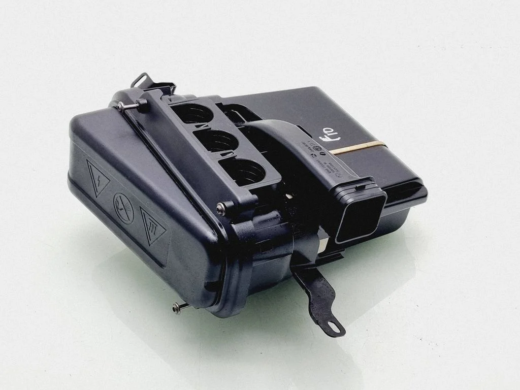 Engine control unit box – BMW 5 Series F10 F11 (2009-2016)
