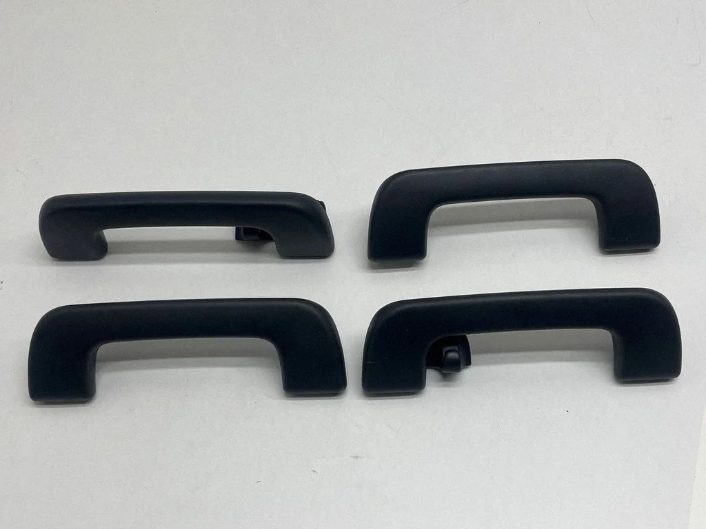 A set of handles for the ceiling – Audi RS Q3 (2019-)