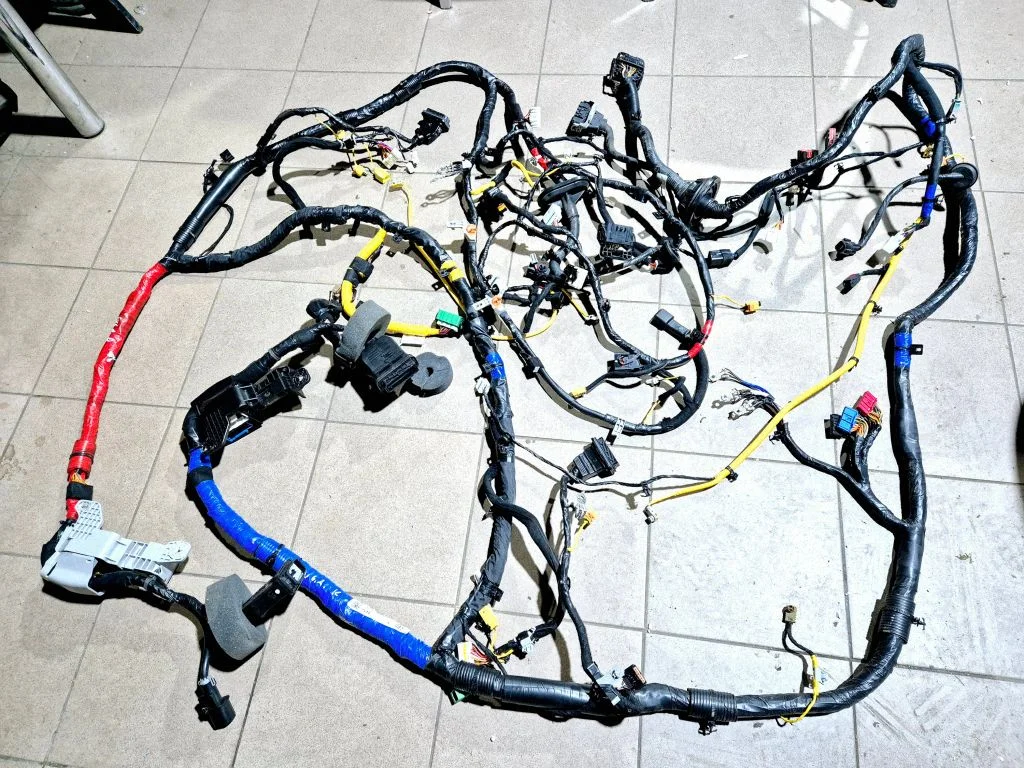 Left interior wiring harness – KIA EV6 (2021-)