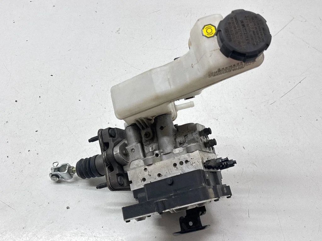 Pompa ABS 58500A8470