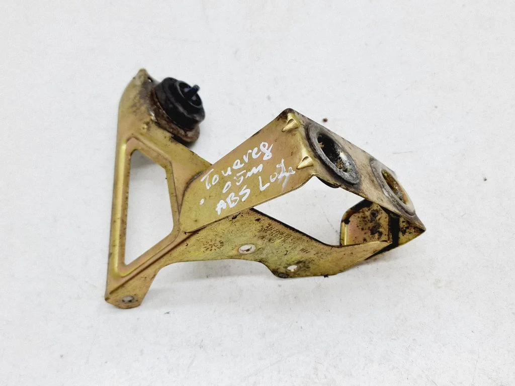 ABS pump bracket 7L0614125