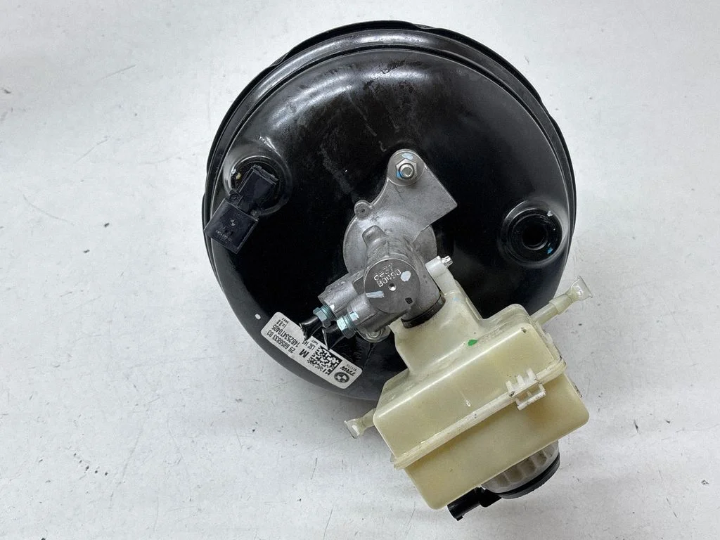 Brake booster 6856833