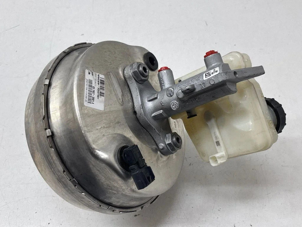 Brake booster 31471661