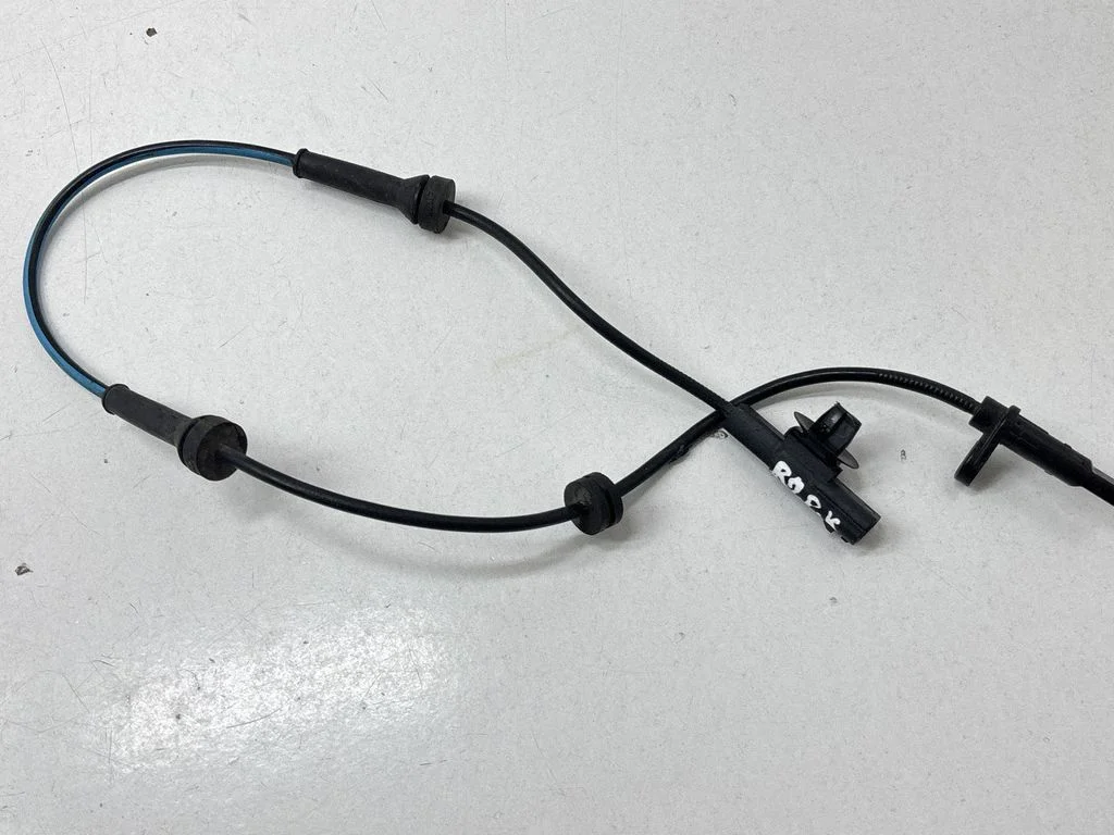 Esimene piduri ABS-andur 479106RR0A