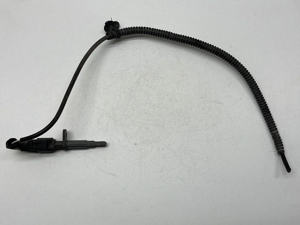 Priekšējais bremžu ABS devējs E6076001
