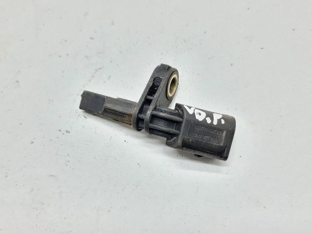 ABS brake wheel speed sensor 7H0927804