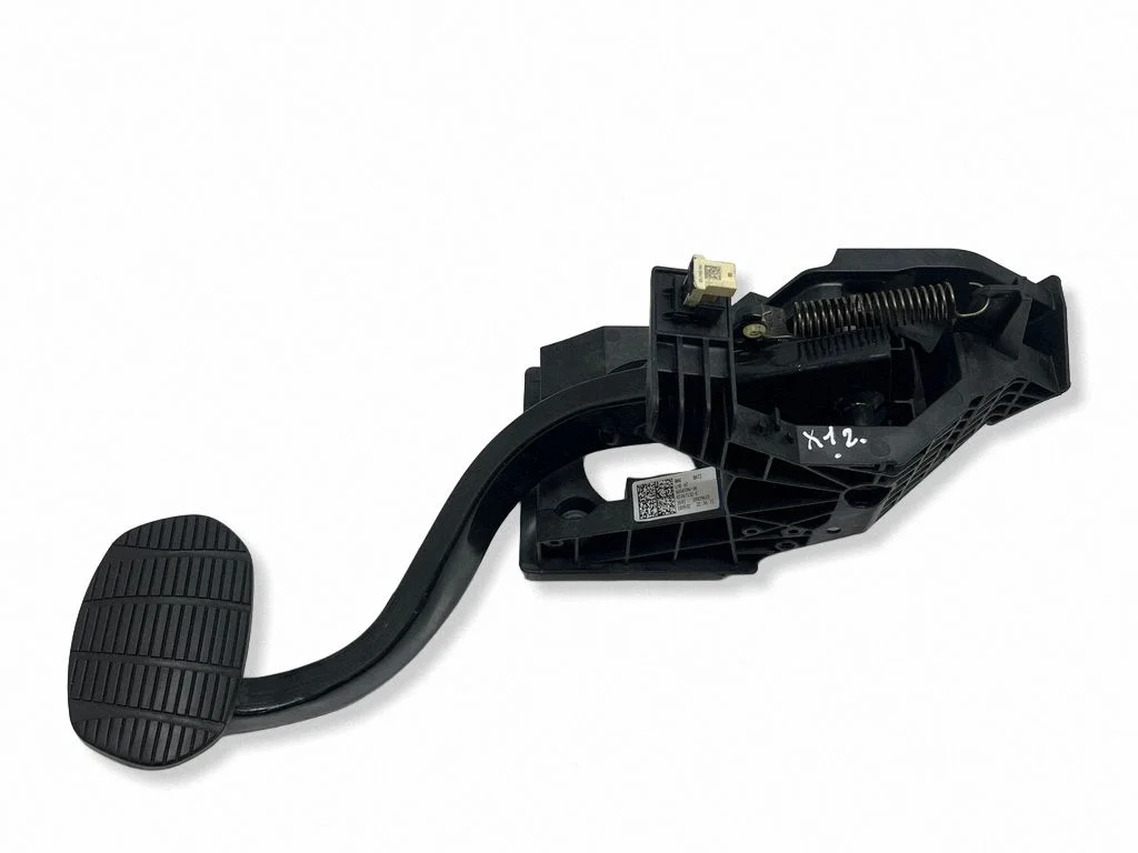 Brake pedal 6856596