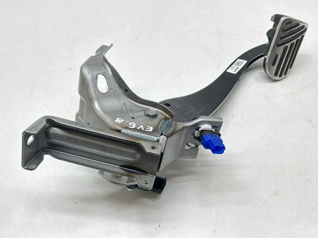 Piduripedaal 32800CV910