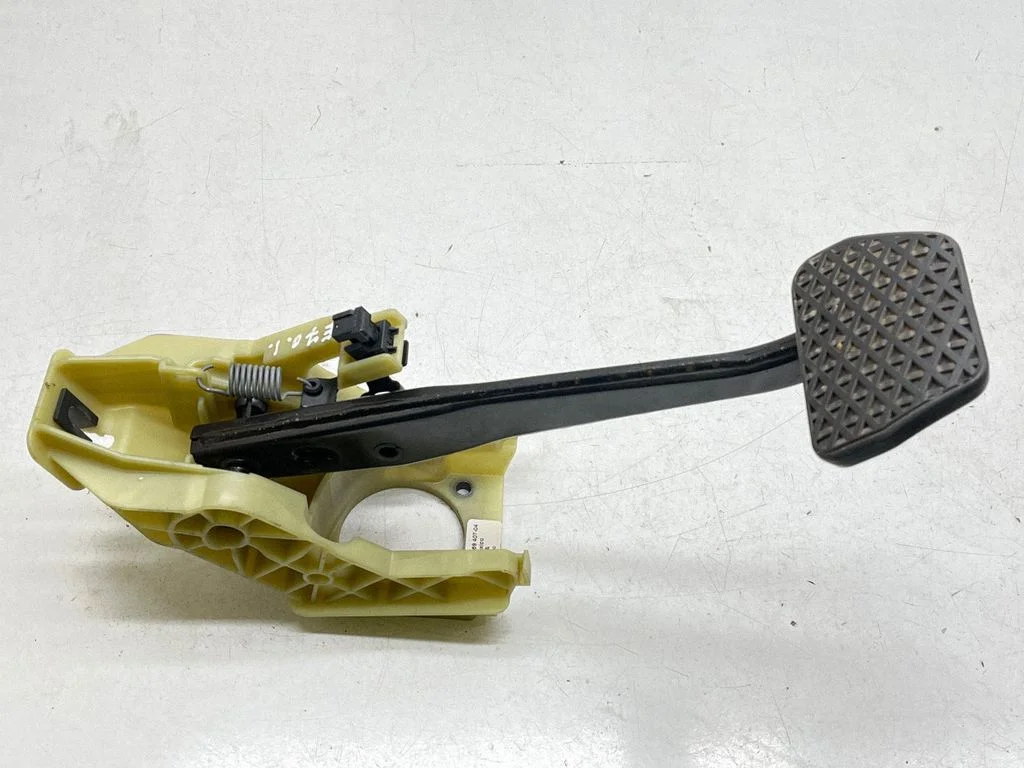 Brake pedal 6769407