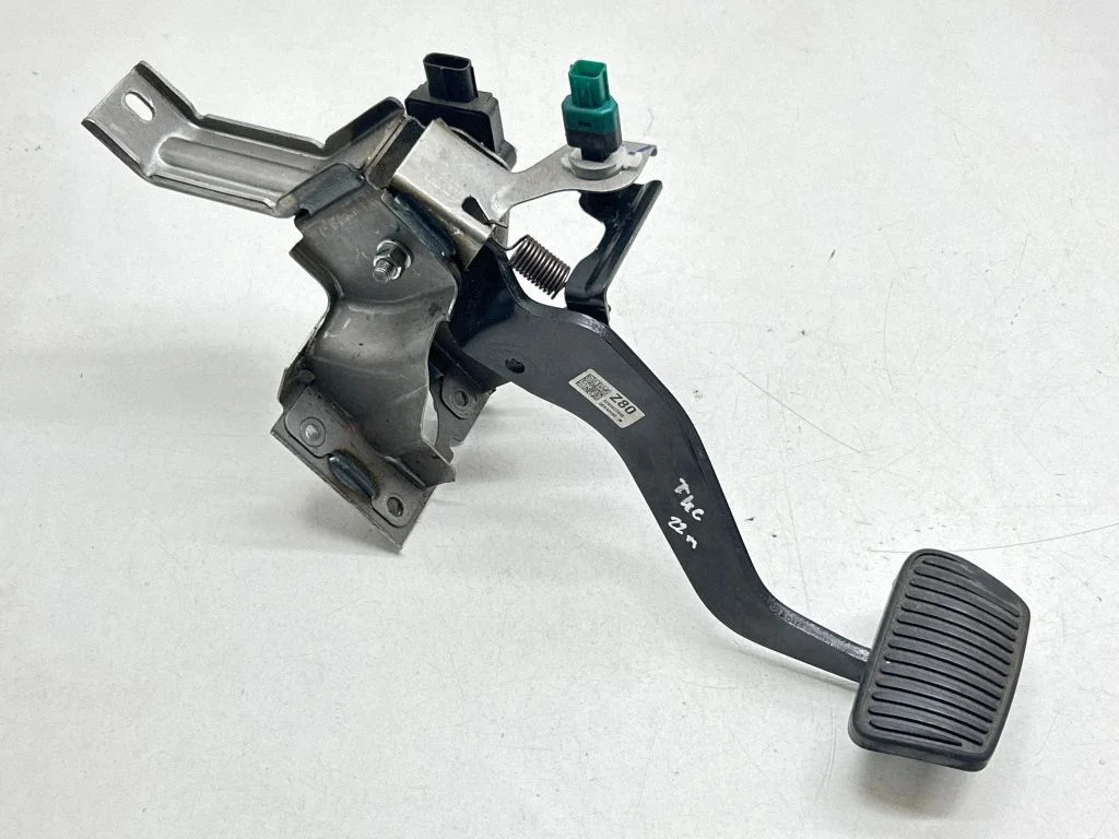 Brake pedal – Hyundai Tucson TL (2015-)