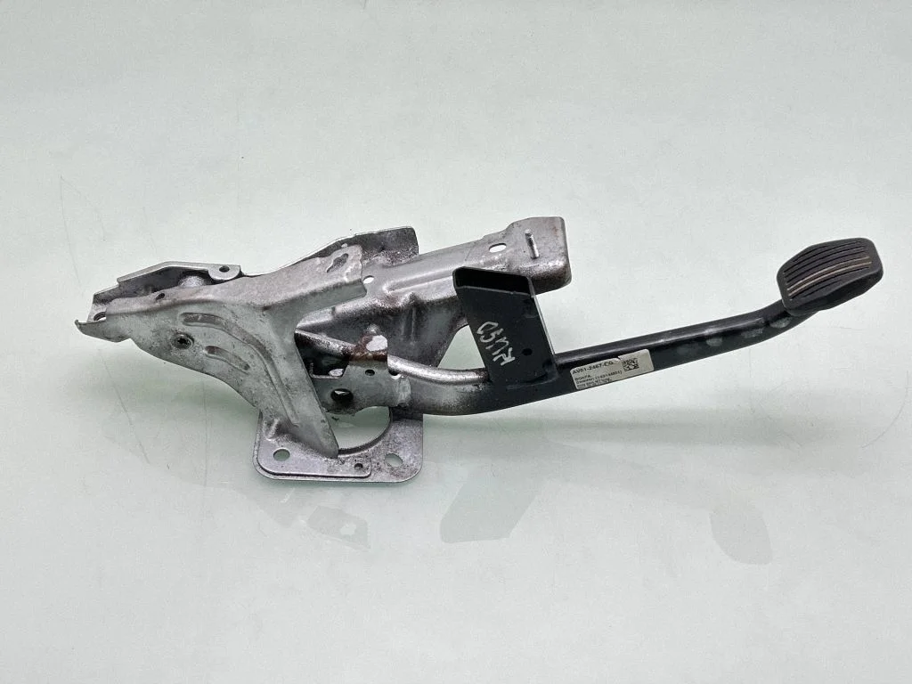 Brake pedal AV612467CG