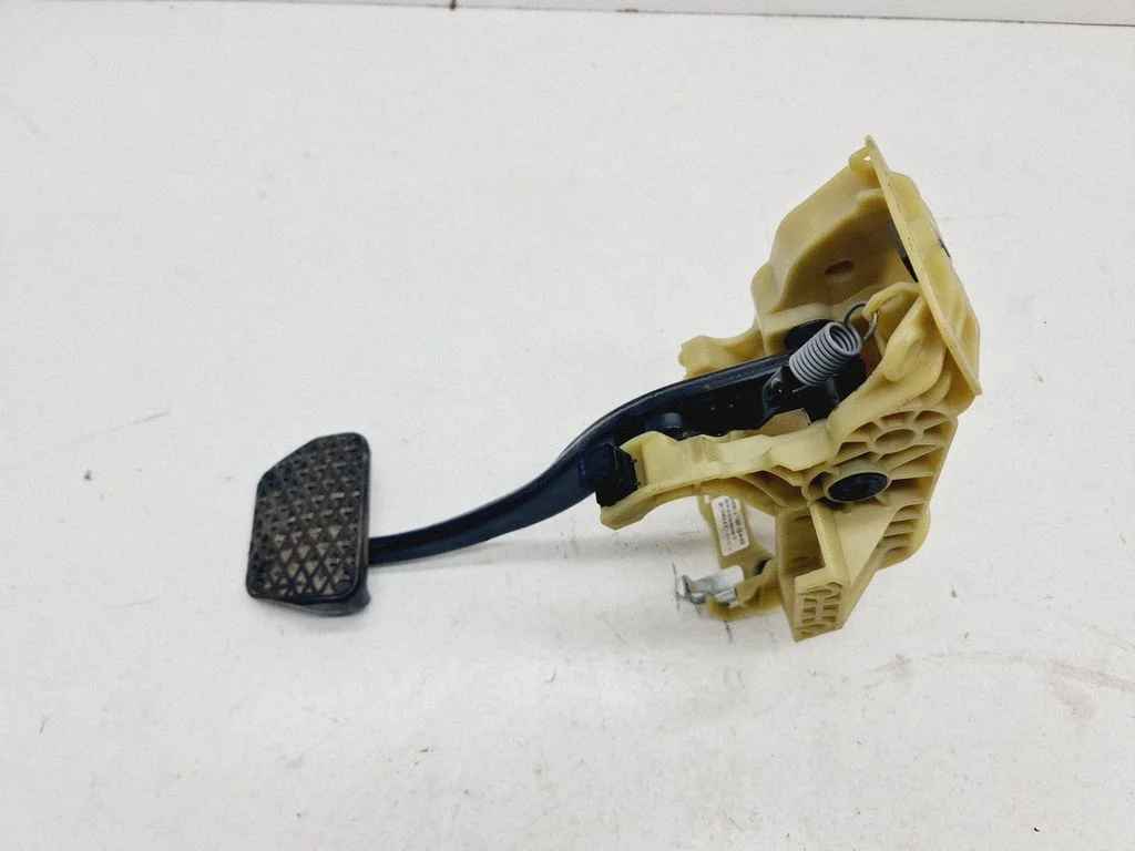 Brake pedal 35106761032