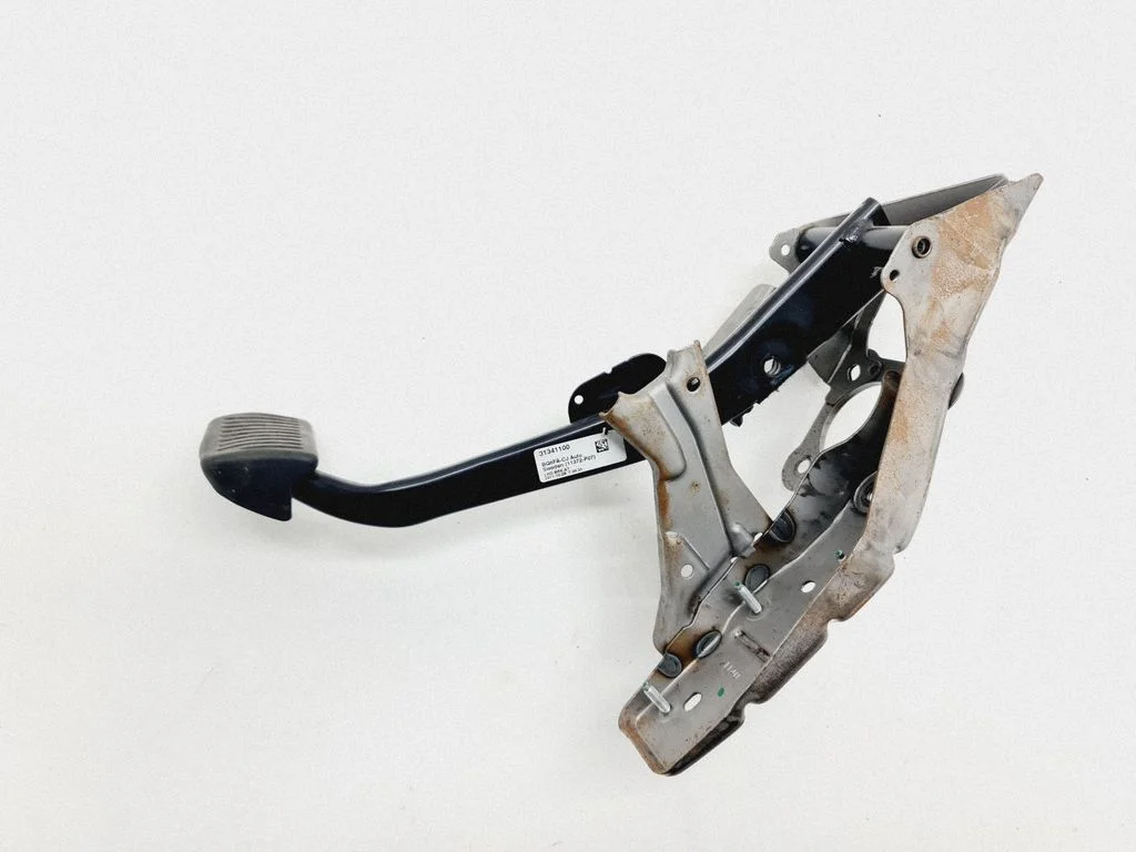 Brake pedal 31341100