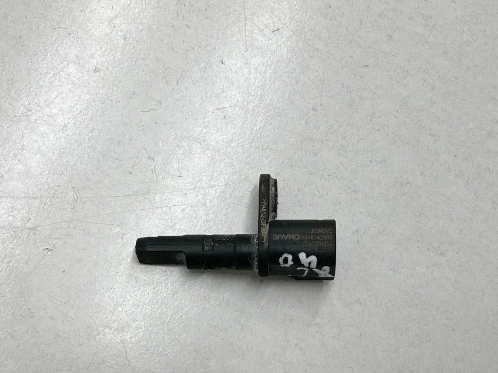 ABS brake wheel speed sensor 32214293