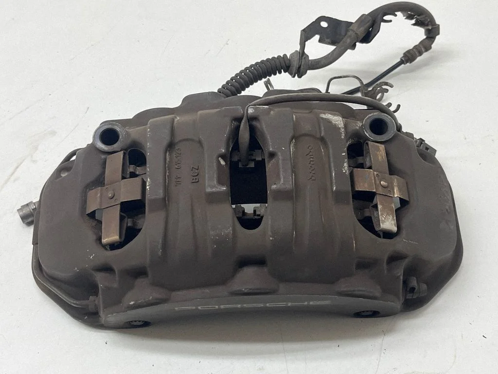 Front brake caliper – Porsche Cayenne (92A) (2010-2017)
