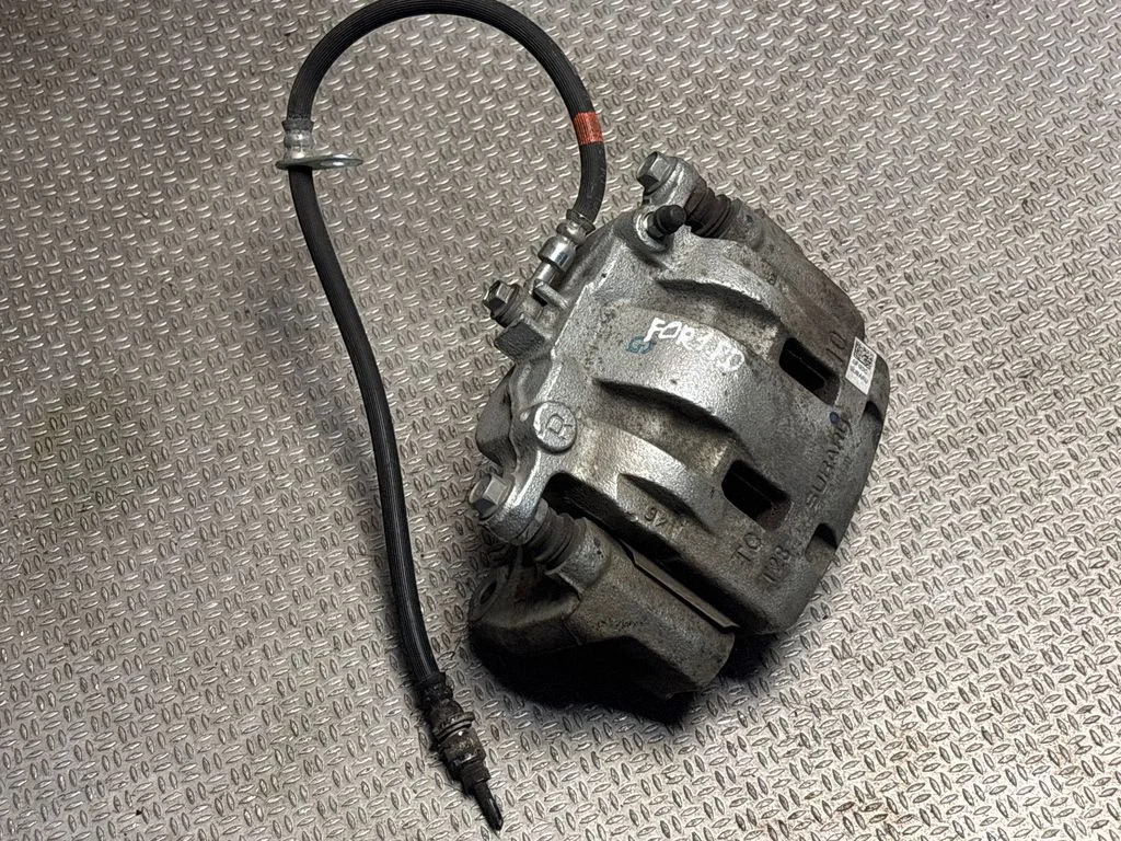 Front brake caliper 26292FN021