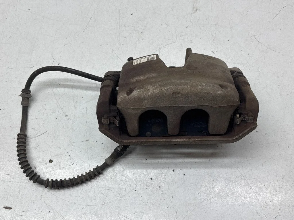 Front brake caliper 1EA615105H