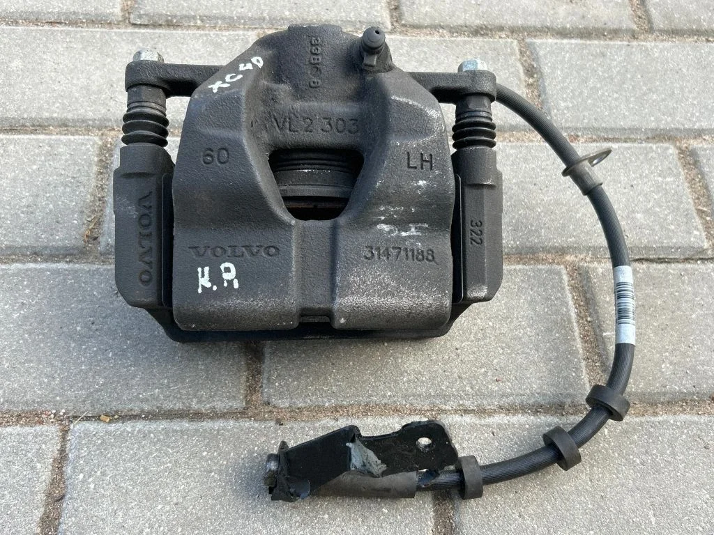 Front brake caliper 31445683