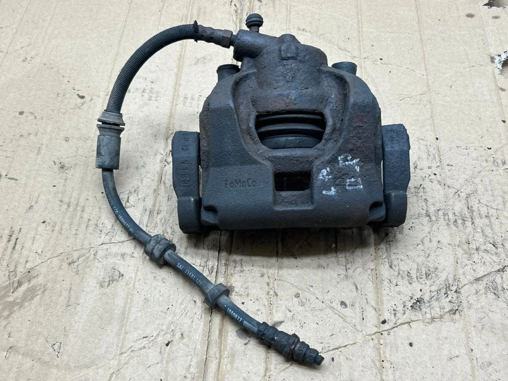 Priekšējais bremžu suports 6G912B294AC