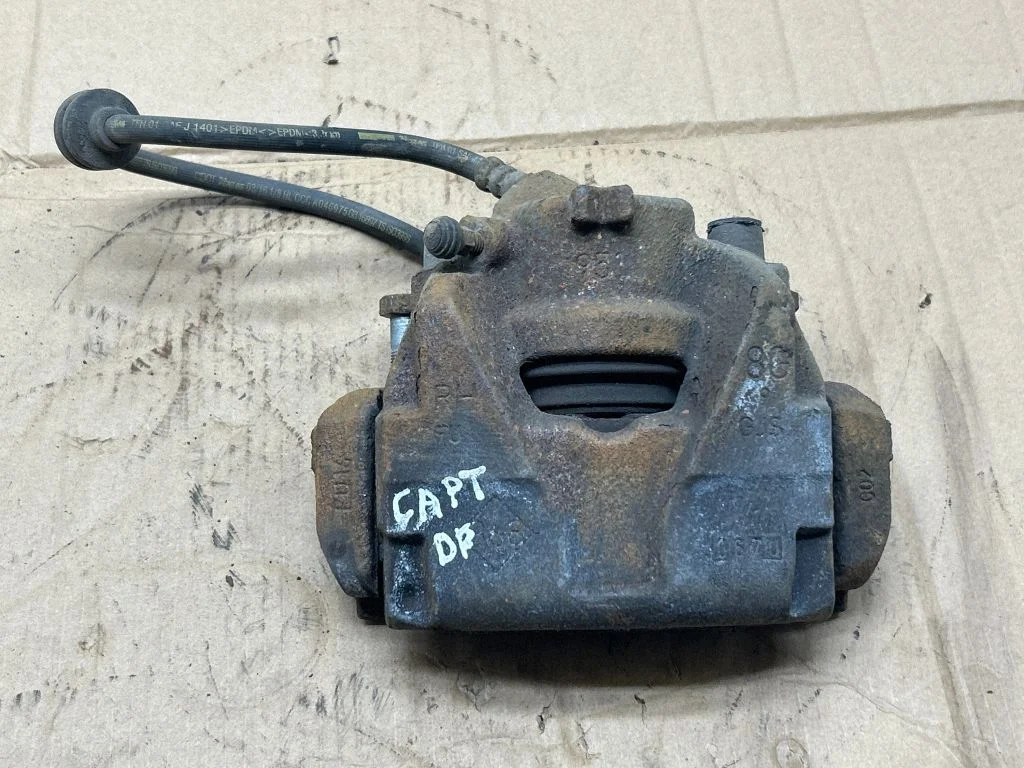 Front brake caliper – Renault Captur (2013-2020), front right