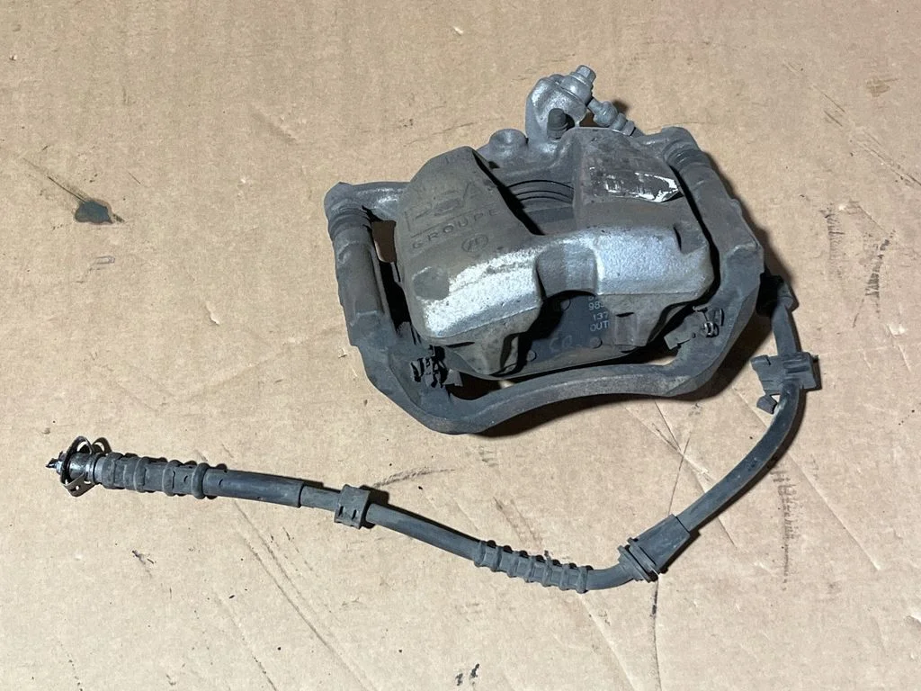 Front brake caliper 1623162080
