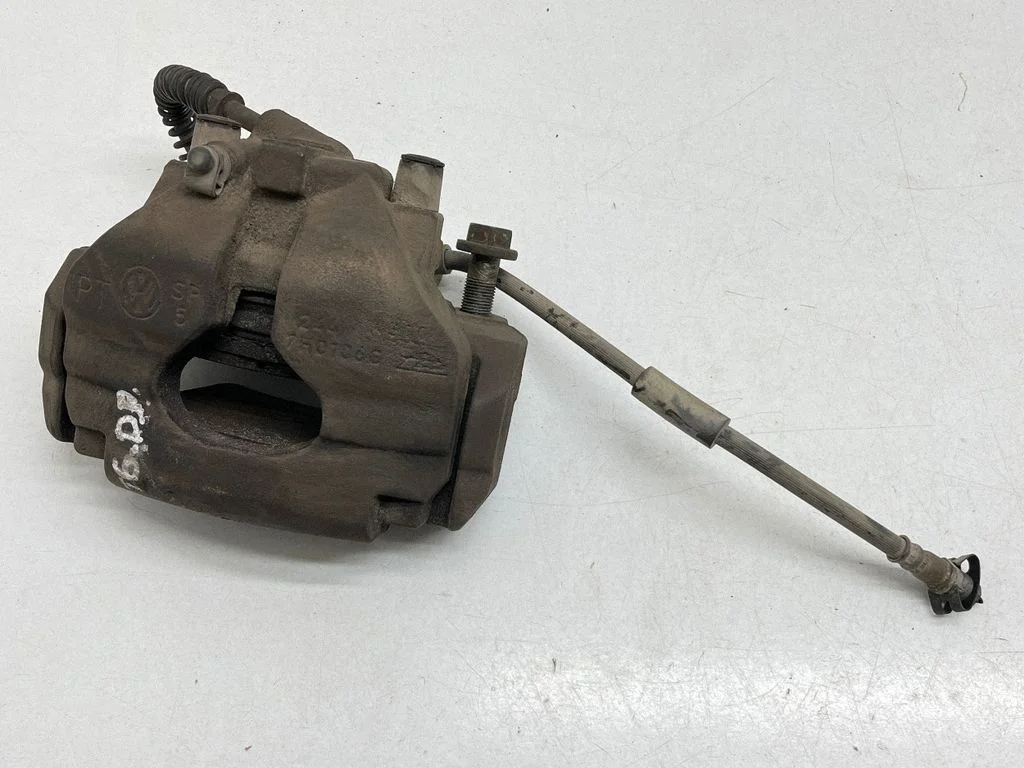 Front brake caliper 7H0106G