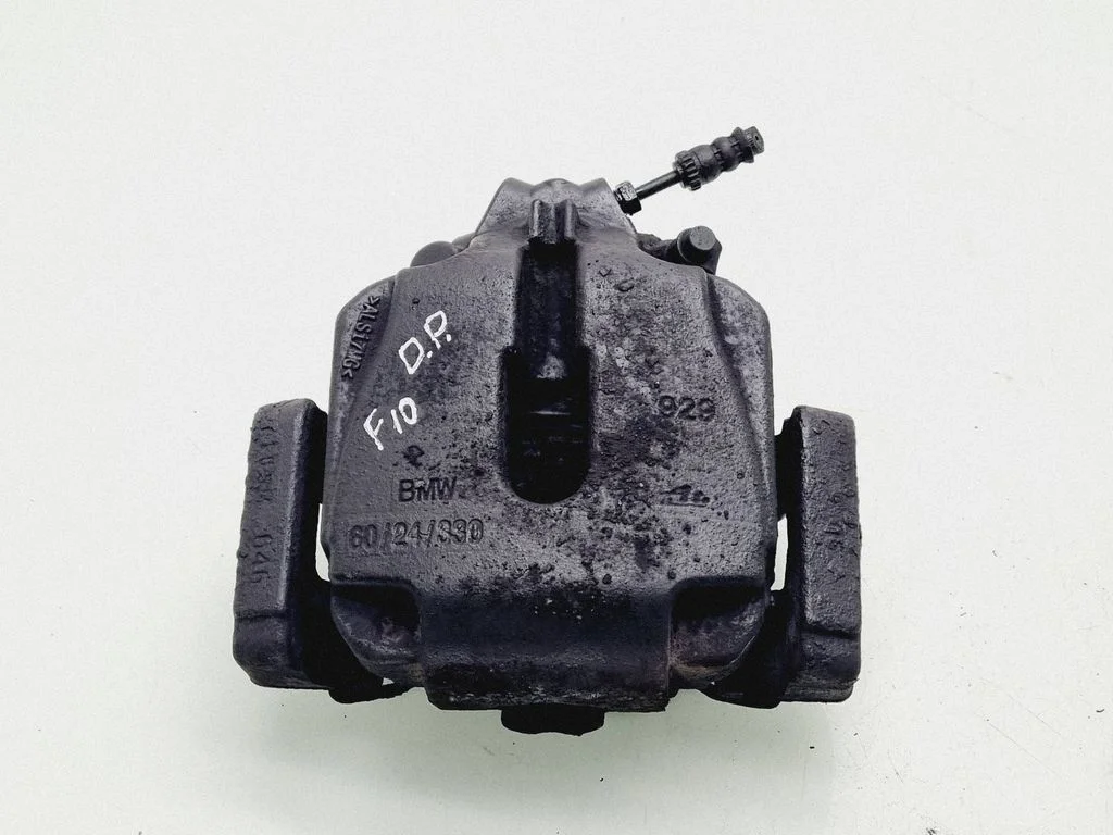 Front brake caliper – front right