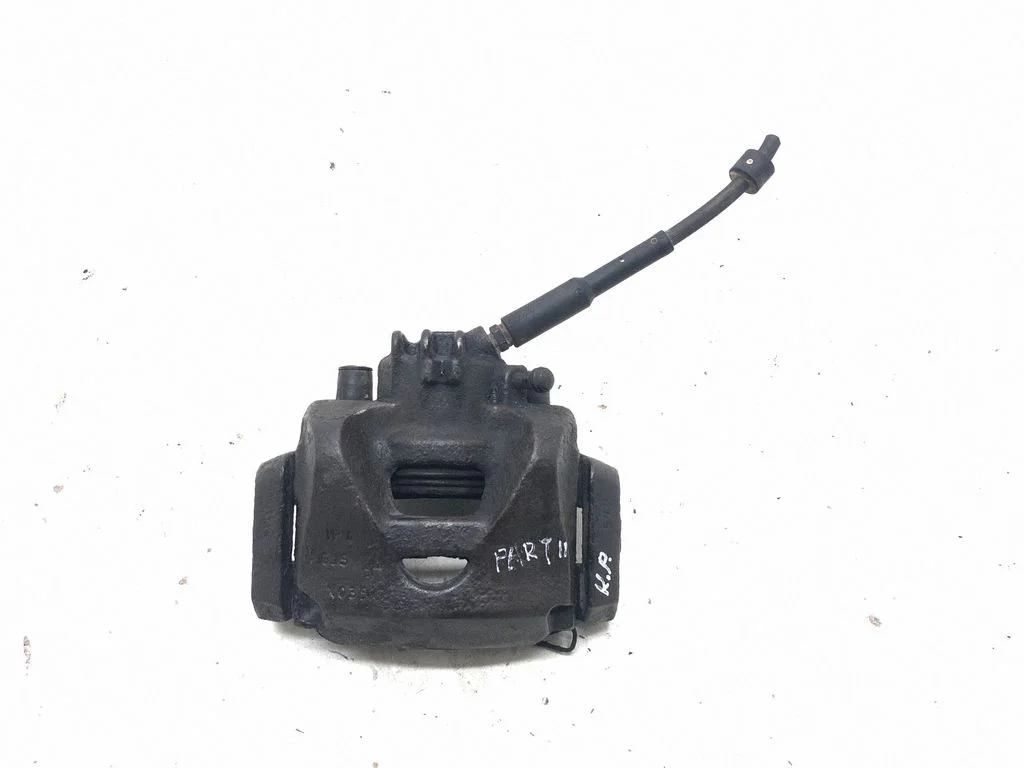 Front brake caliper – left