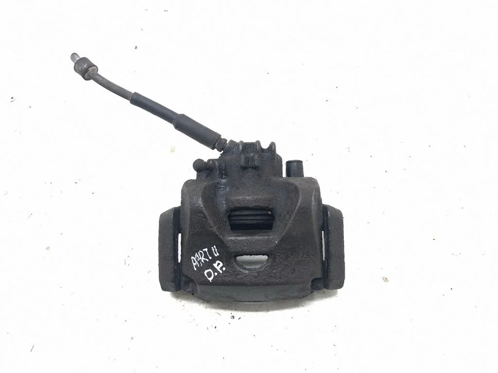 Front brake caliper – right