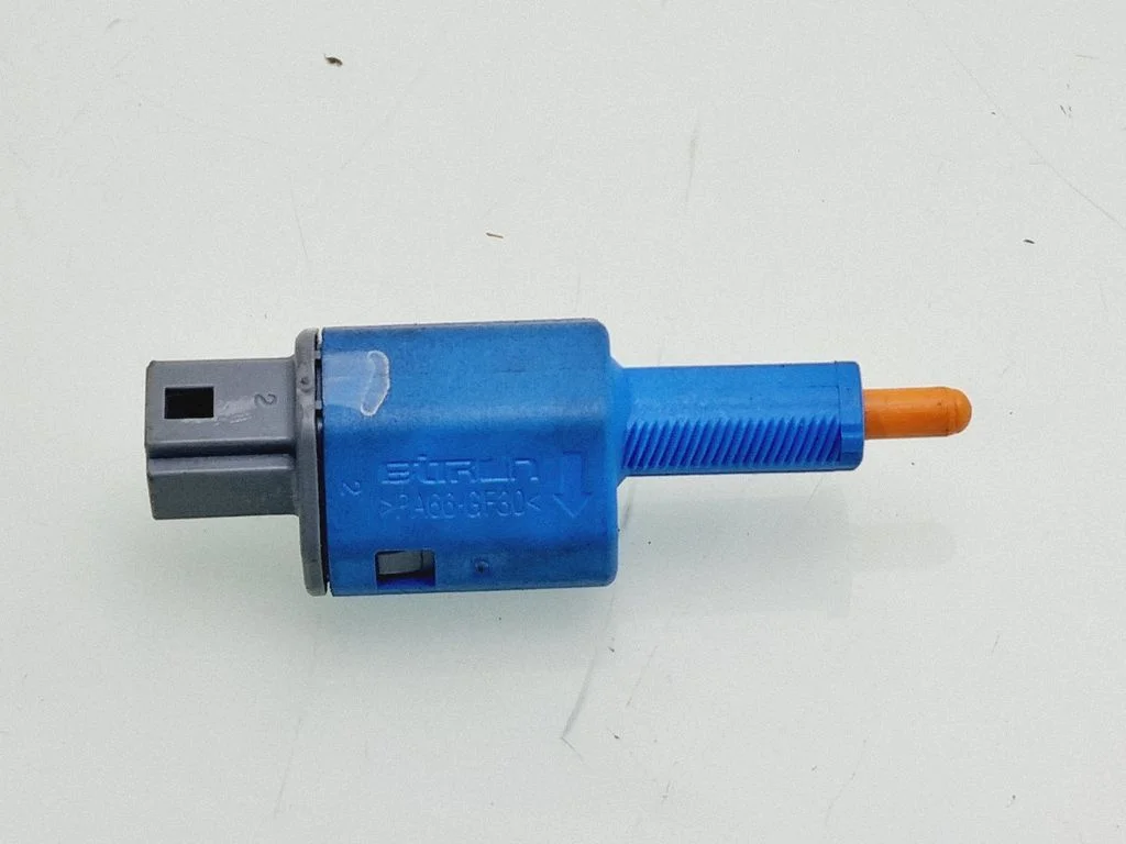 Brake pedal sensor switch 253250005R