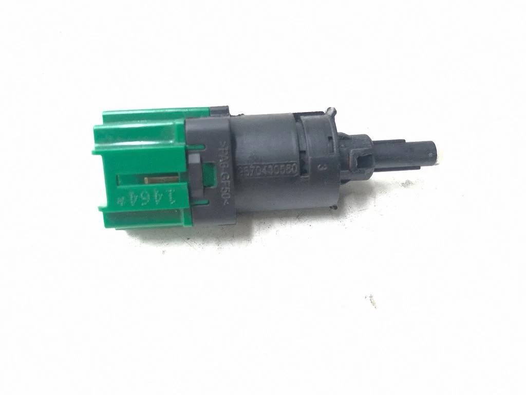 Brake pedal sensor switch – Citroen C3 (2010-2016)