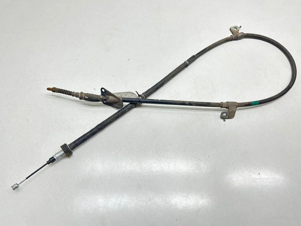 Handbrake/parking brake wiring cable D70007F16