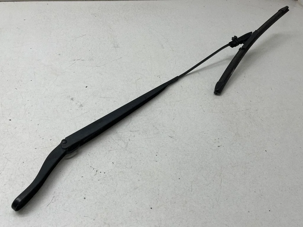 Front wiper blade arm 288860005R
