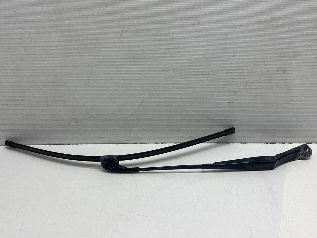 Windshield/front glass wiper blade – Porsche Cayenne (92A) (2010-2017)