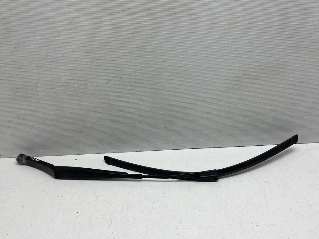 Windshield/front glass wiper blade 5NN955409