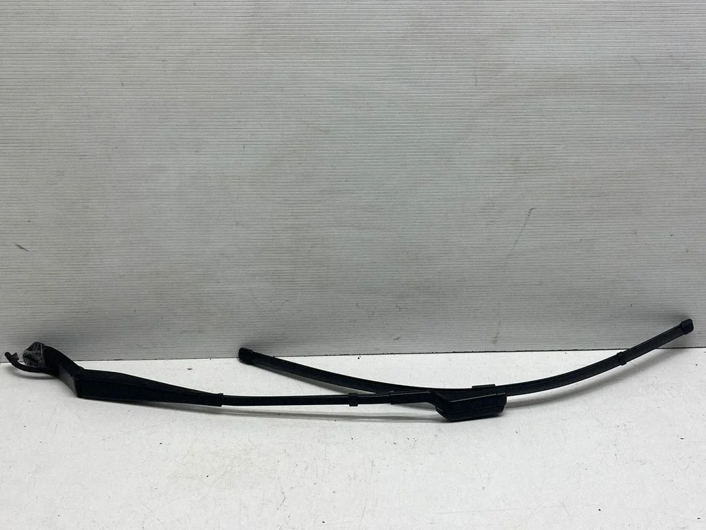 Windshield/front glass wiper blade 97036203121
