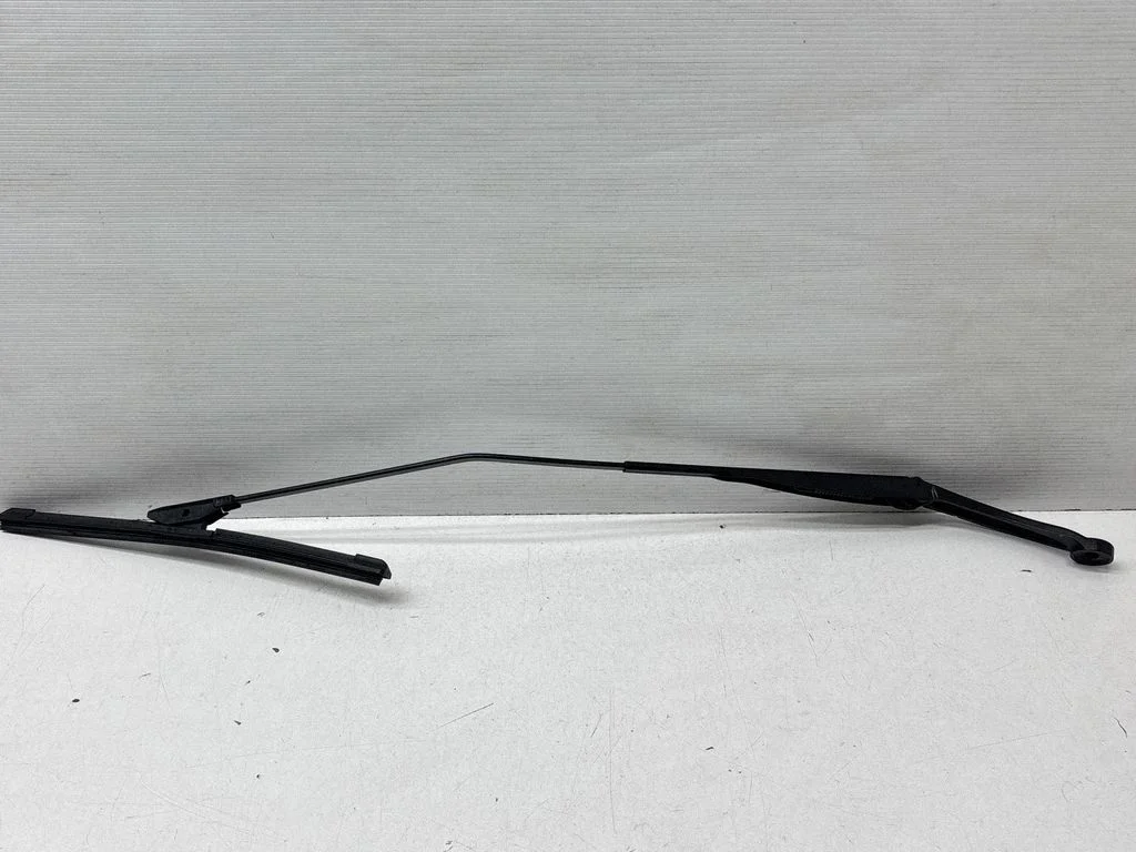 Windshield/front glass wiper blade 288867952R – Renault Captur (2013-2020)