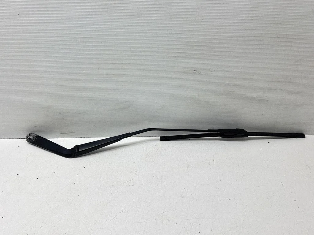 Windshield/front glass wiper blade 97062816101