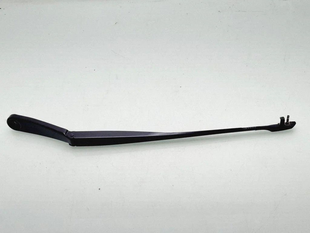 Front wiper blade arm 61617203157