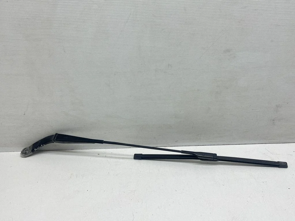 Windshield/front glass wiper blade 95B955408