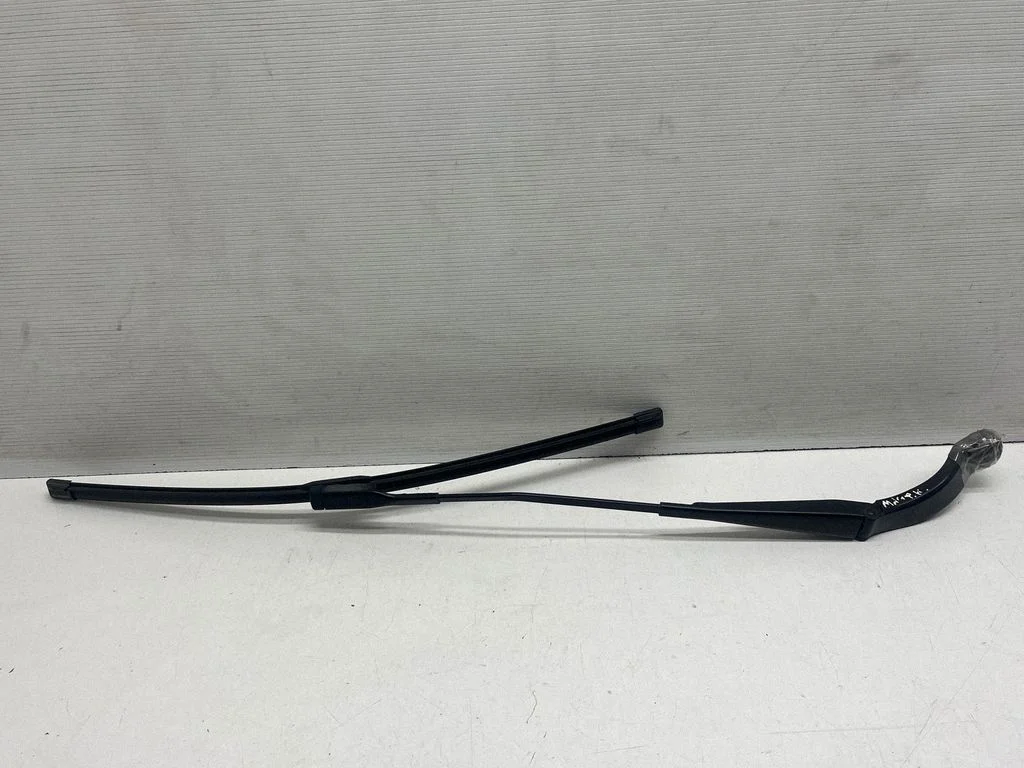 Windshield/front glass wiper blade 95B955407