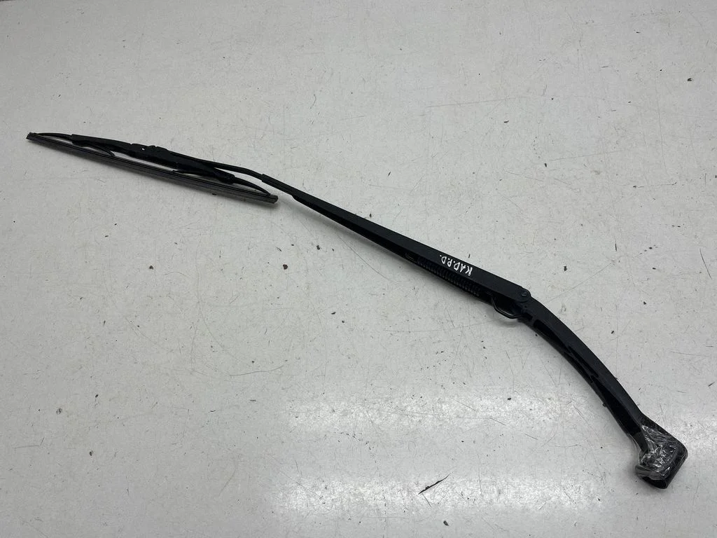 Windshield/front glass wiper blade 288864EA0A
