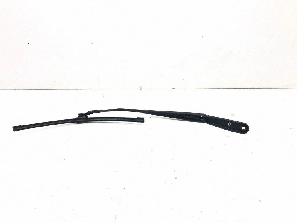 Front wiper blade arm 7213272
