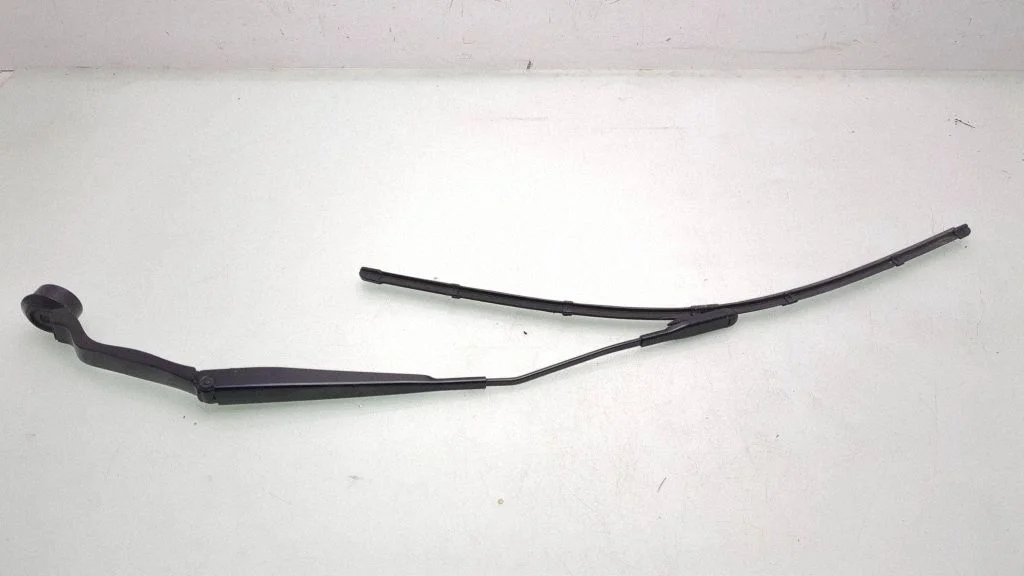 Windshield/front glass wiper blade Cj5417b589ae