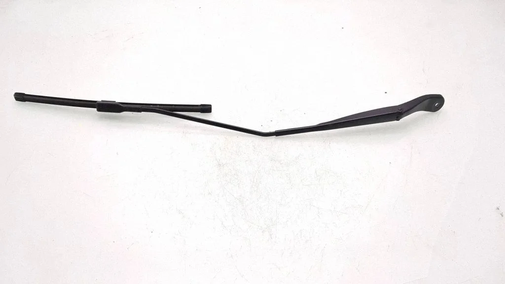 Windshield/front glass wiper blade 288862091R