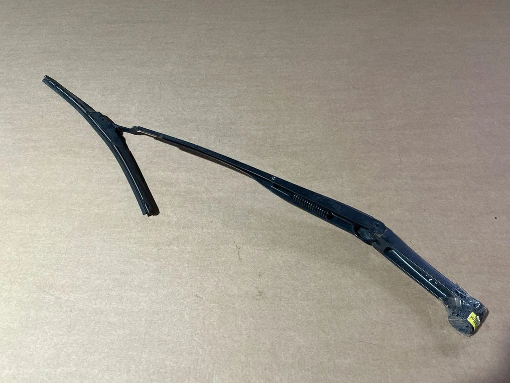 Windshield/front glass wiper blade JFLPA2581