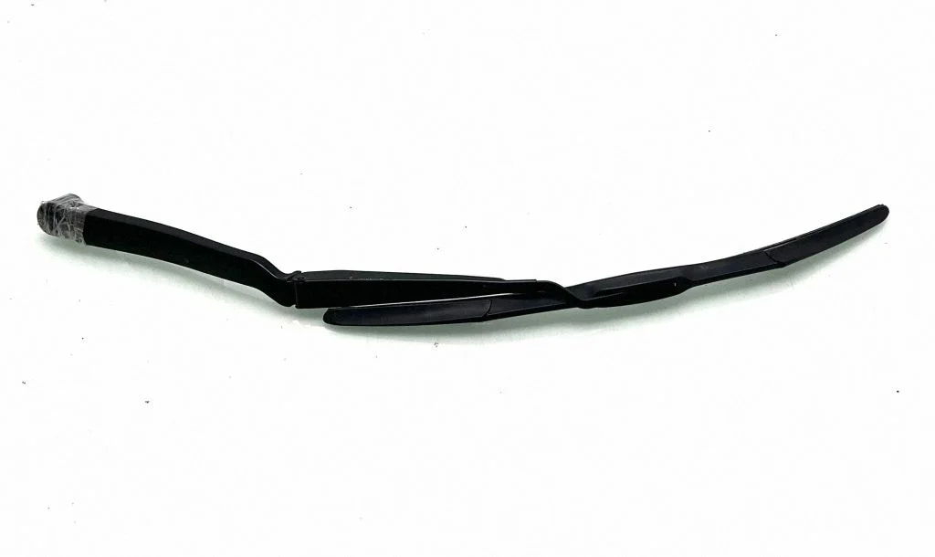 Priekšējā stikla tīrītājs 92231675