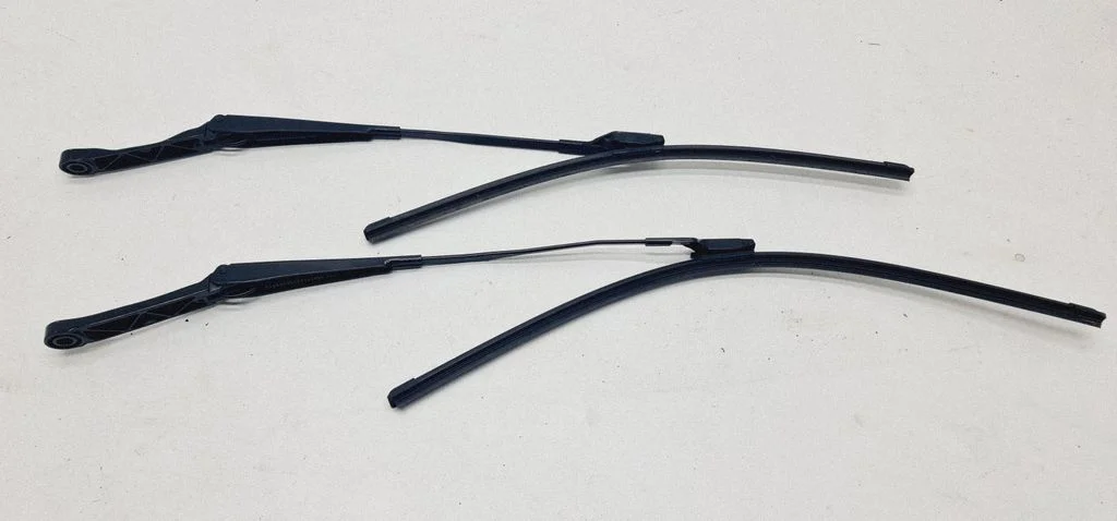 Windshield/front glass wiper blade 3392125738