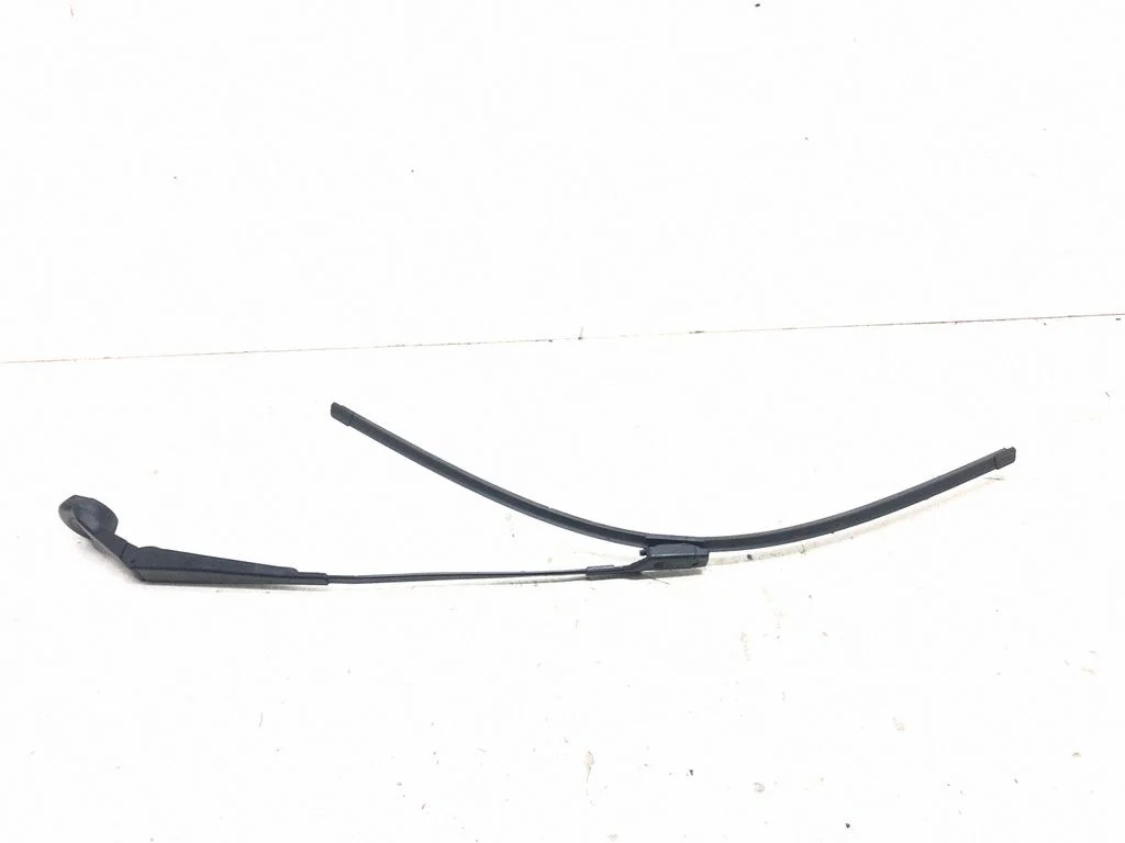 Windshield/front glass wiper blade 9676371180
