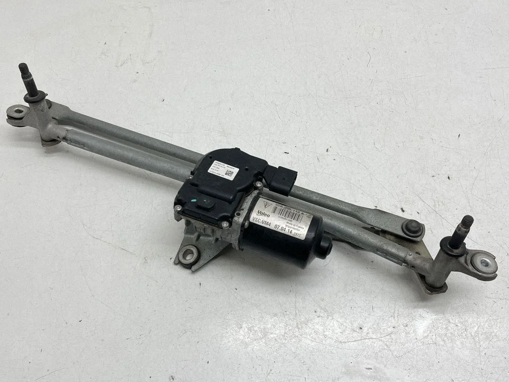 Front wiper linkage and motor 95B955113A